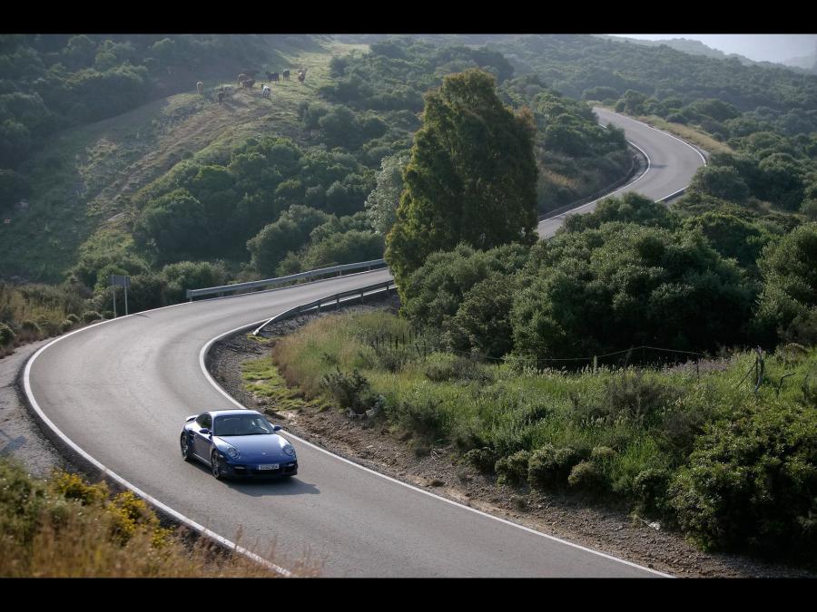  Porsche 911 Turbo 2007 года  (фото 37 из 78)